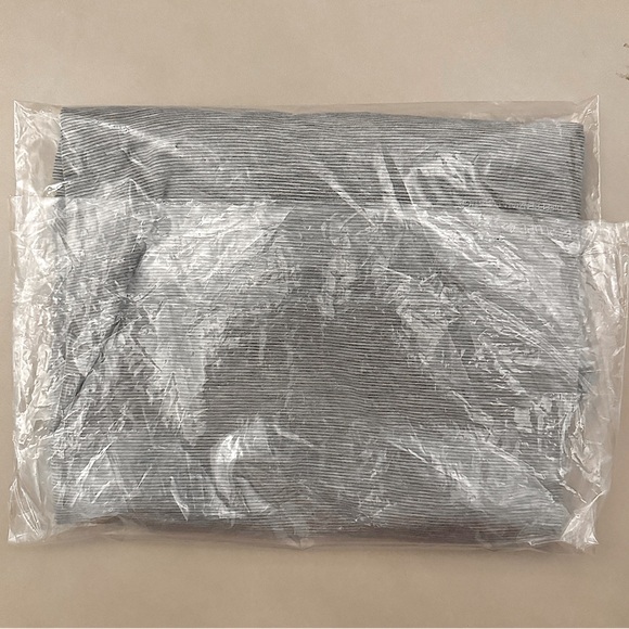 NWT Charlie by MZ Classic Tee // Grey Microstripe - Micromodal // XL - Picture 4 of 6